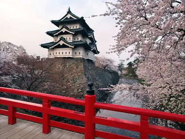 Hirosaki Castle, Aoyama Prefecture